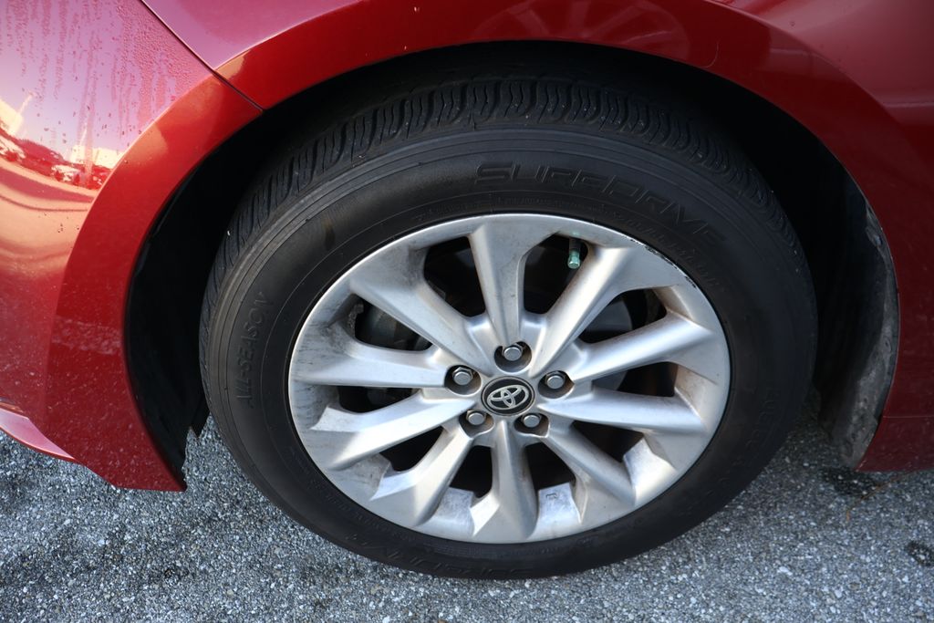 Thumbnail: 2022 Toyota Corolla - 4