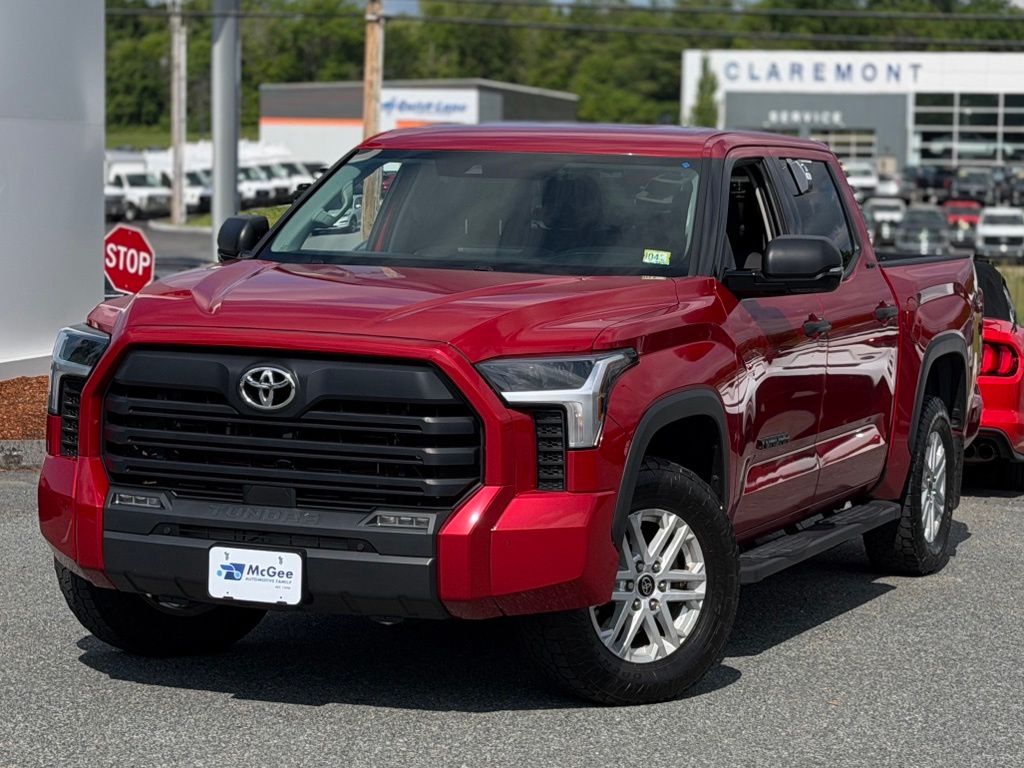 2022 Toyota Tundra SR5 CrewMax Cab 4WD
