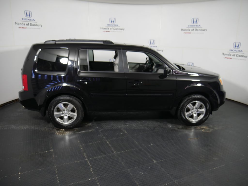 Thumbnail: 2011 Honda Pilot - 3