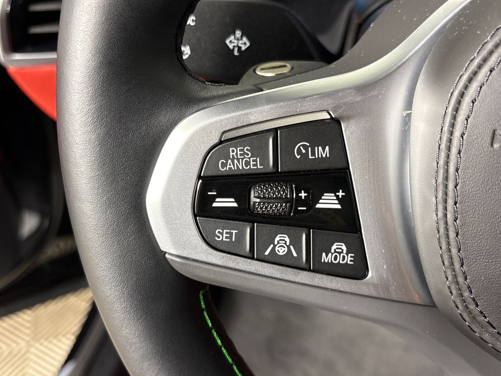 Used 2025 Black BMW ALPINA B8 xDrive image 21