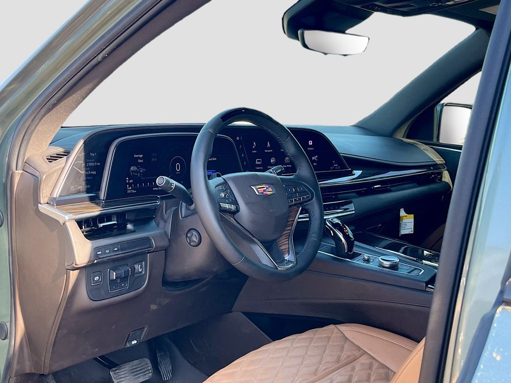 Used 2024 Green Cadillac Sport image 9