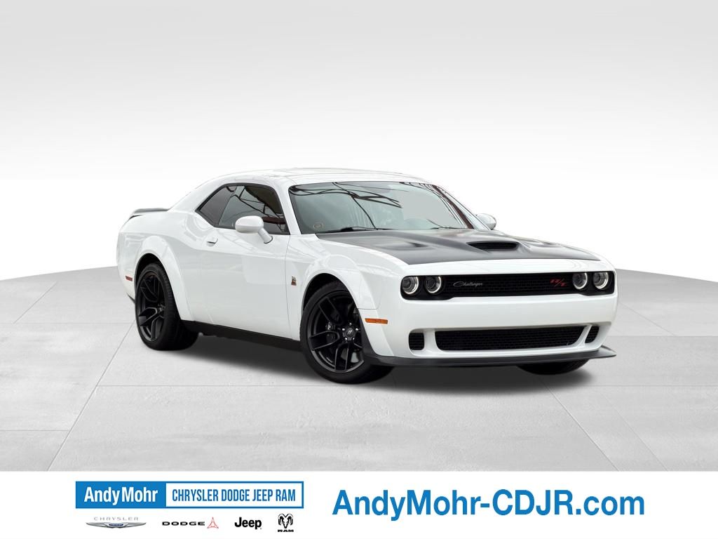 White 2023 Dodge Challenger Coupe Rear-Wheel Drive 6-Speed Manual
