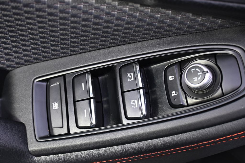 Used 2020 Silver Subaru Sport image 20