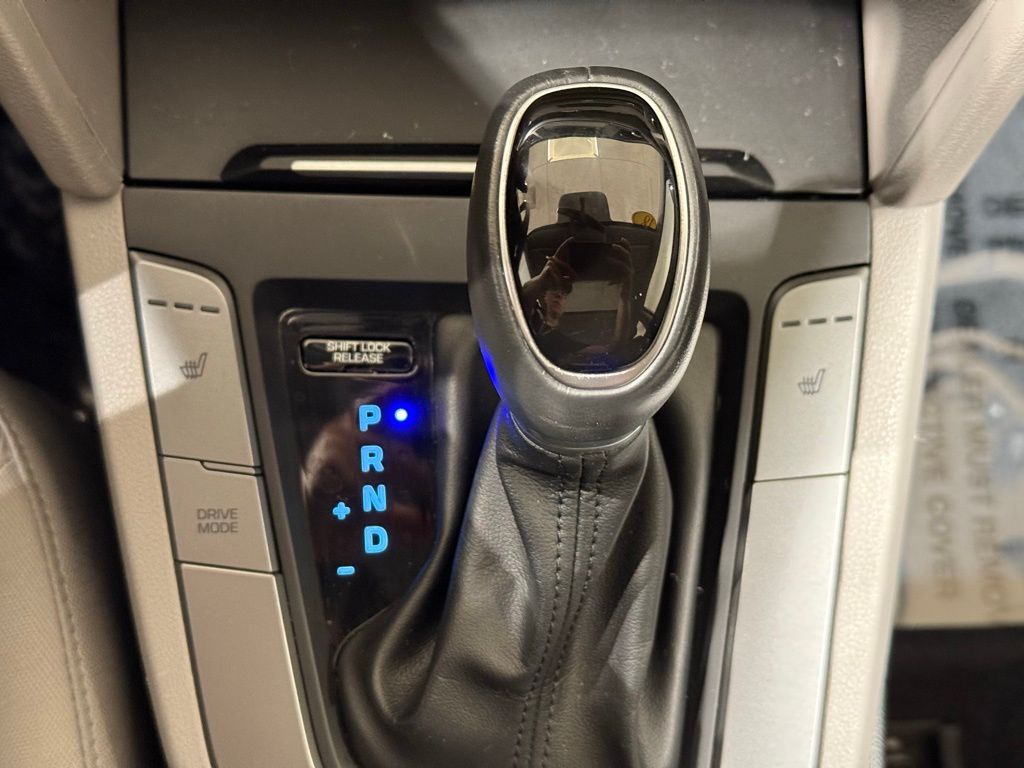2018 Hyundai Elantra Value Edition 28