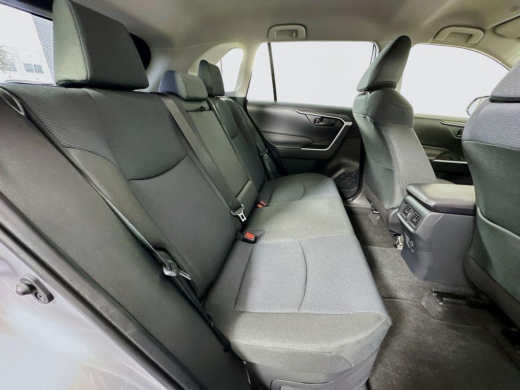 Thumbnail: 2025 Toyota RAV4 - 26