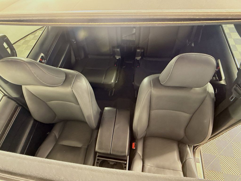 Thumbnail: 2022 Lexus GX - 21