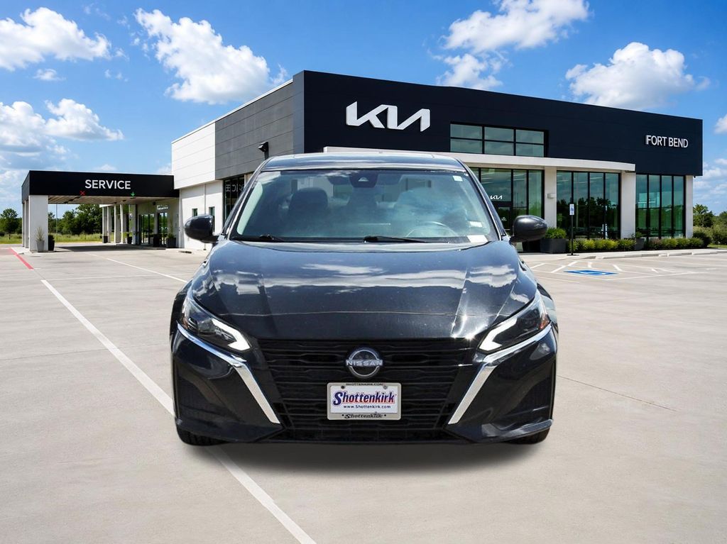 2024 Nissan Altima 2.5 SV - 1