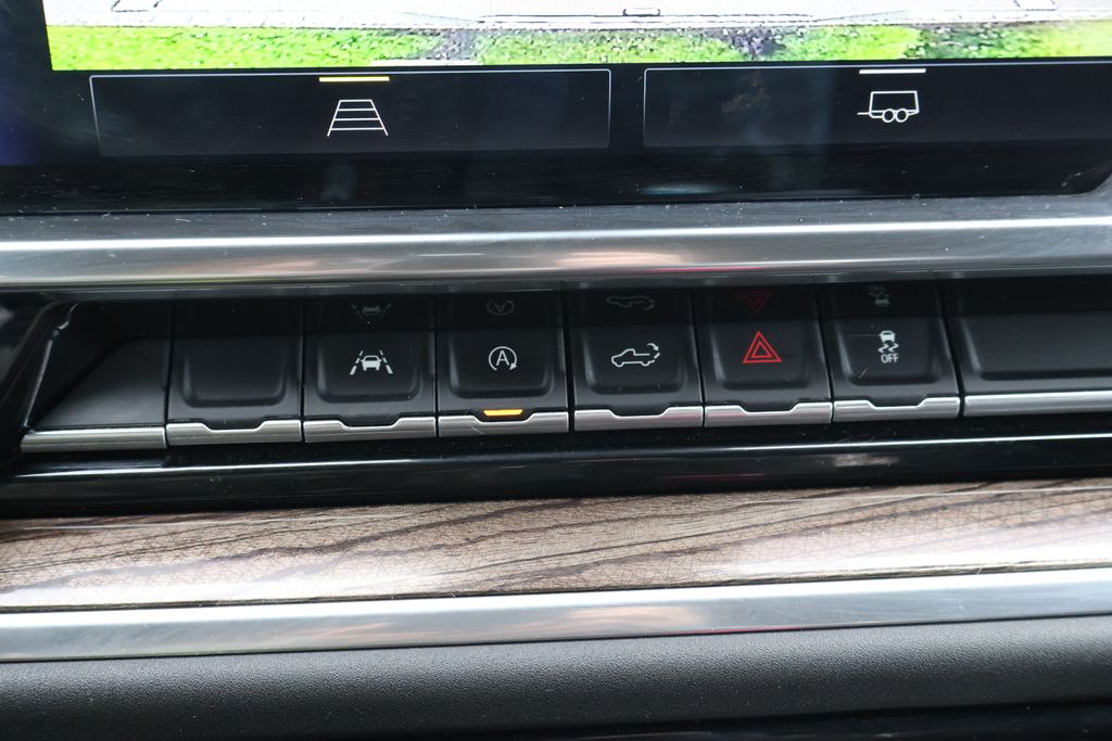 2022 Chevrolet Silverado 1500 LT 25
