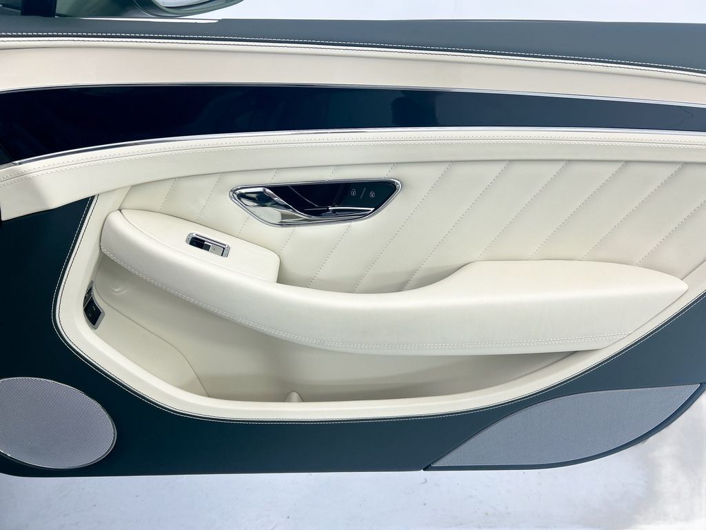 Thumbnail: 2024 Bentley Continental - 23