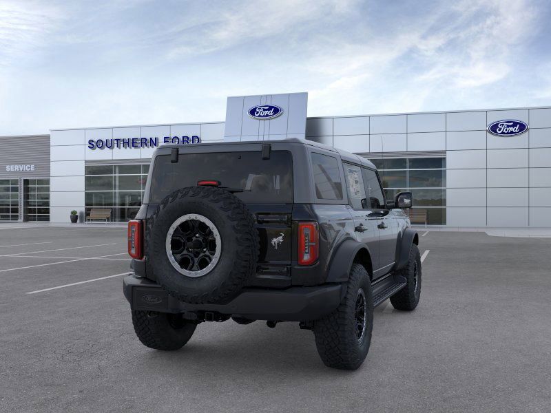 New 2025 Black Ford Outer Banks image 9