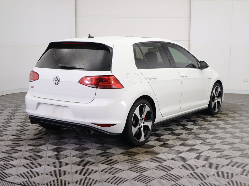 Thumbnail: 2017 Volkswagen Golf - 5