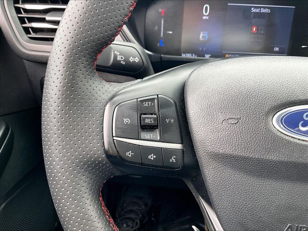 2025 Ford Escape — photo 21
