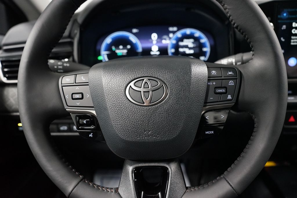 Thumbnail: 2026 Toyota Camry - 12