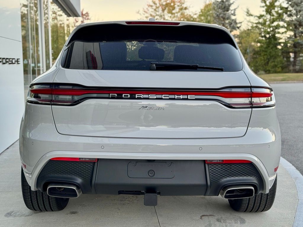 Used 2026  Porsche  image 38