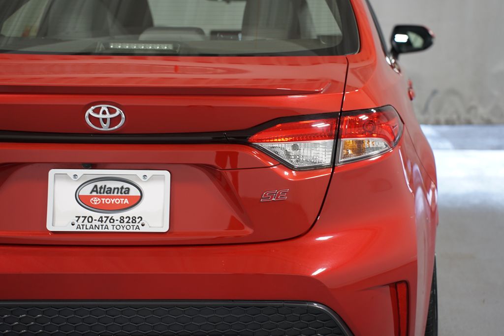 Thumbnail: 2021 Toyota Corolla - 10