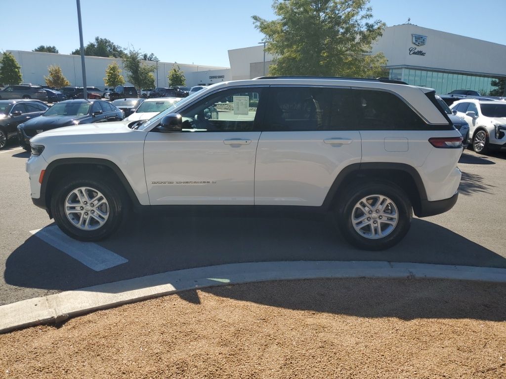Used Car 2024 Jeep Grand Cherokee  Laredo For Sale Under $25,000 In Austin, Texas