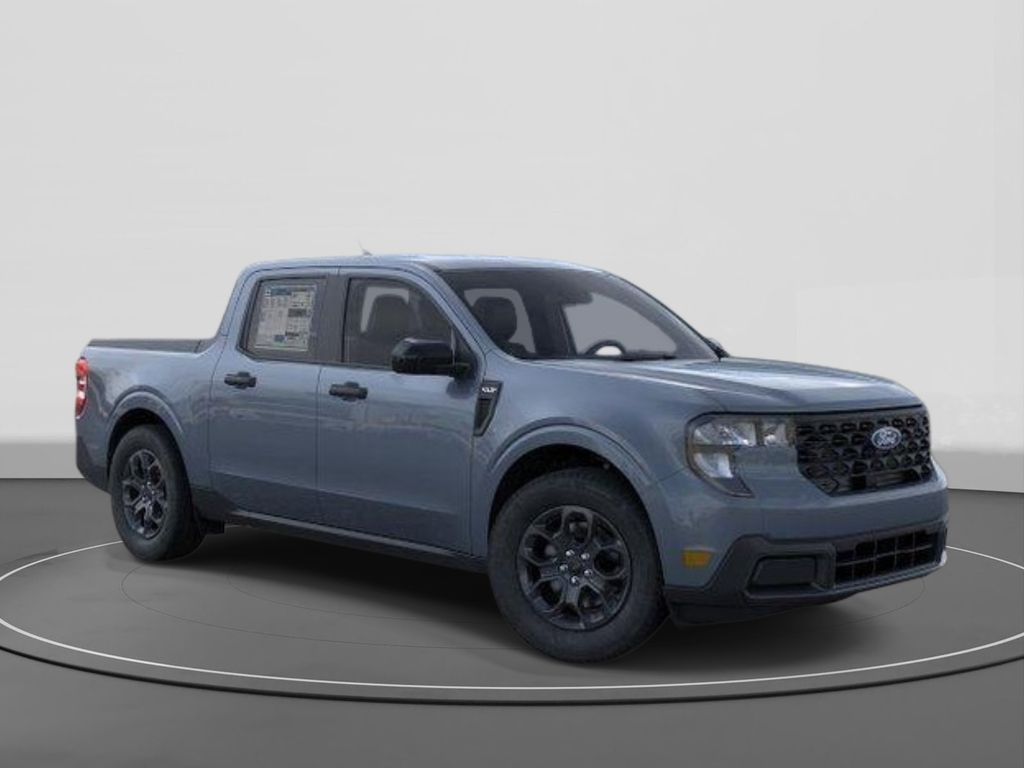 New 2026 Ford Maverick XLT 4D Crew Cab