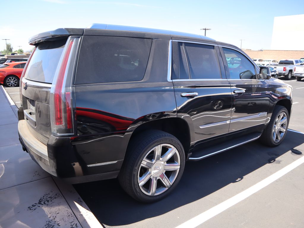 Thumbnail: 2020 Cadillac Escalade - 4