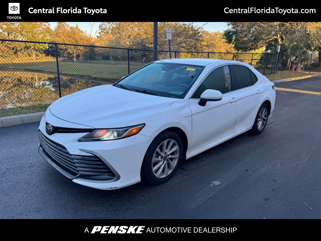 2022 Toyota Camry LE -
                Orlando, FL