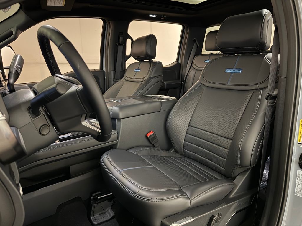 New 2026 Gray Ford Platinum image 27