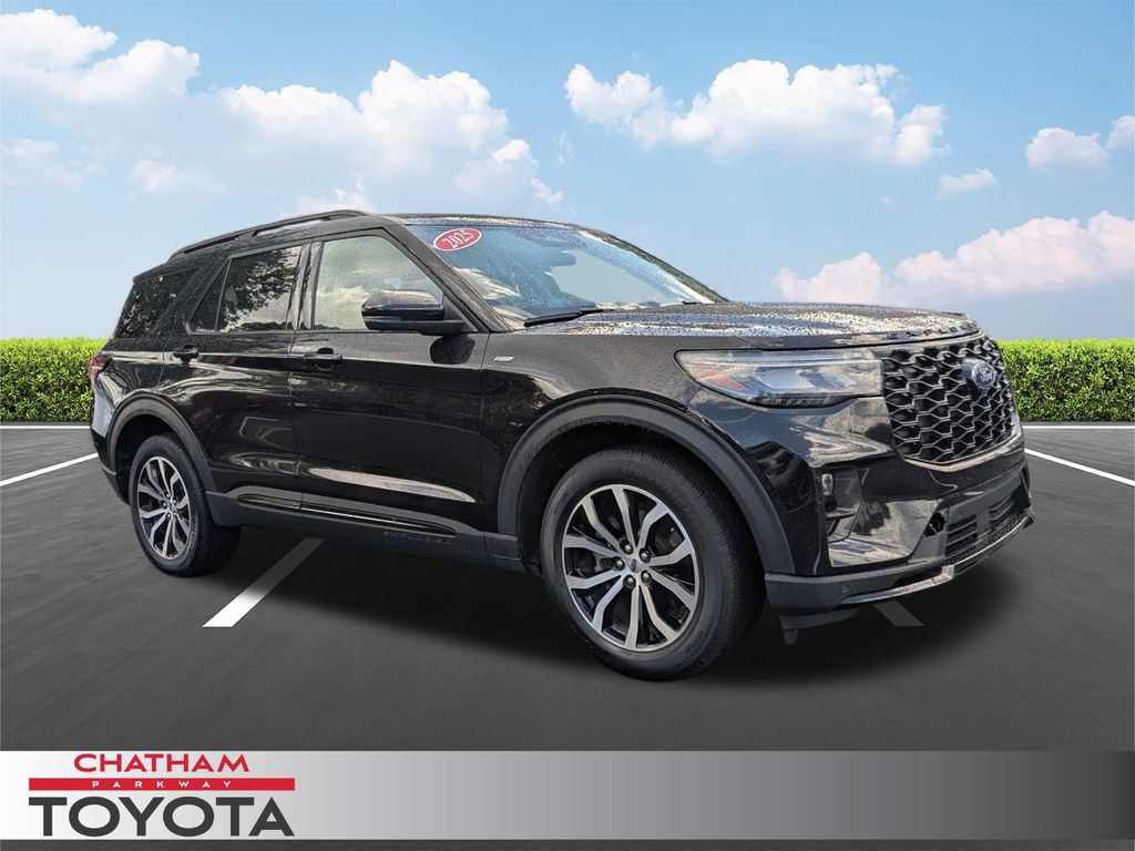 2025 Ford Explorer