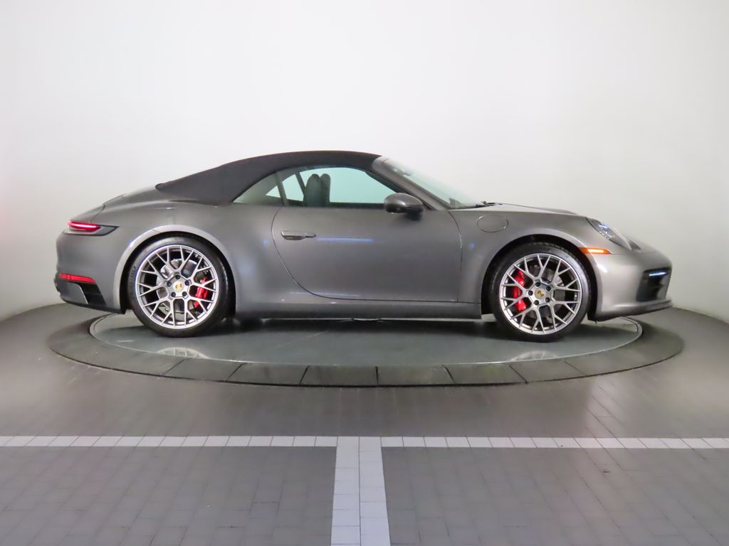 Thumbnail: 2024 Porsche 911 - 8