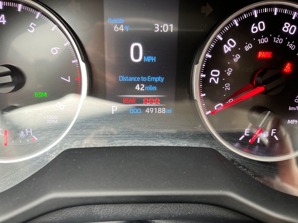2022 Toyota RAV4 XLE photo
