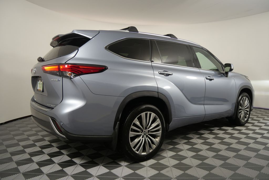 2022 Toyota Highlander Platinum 3