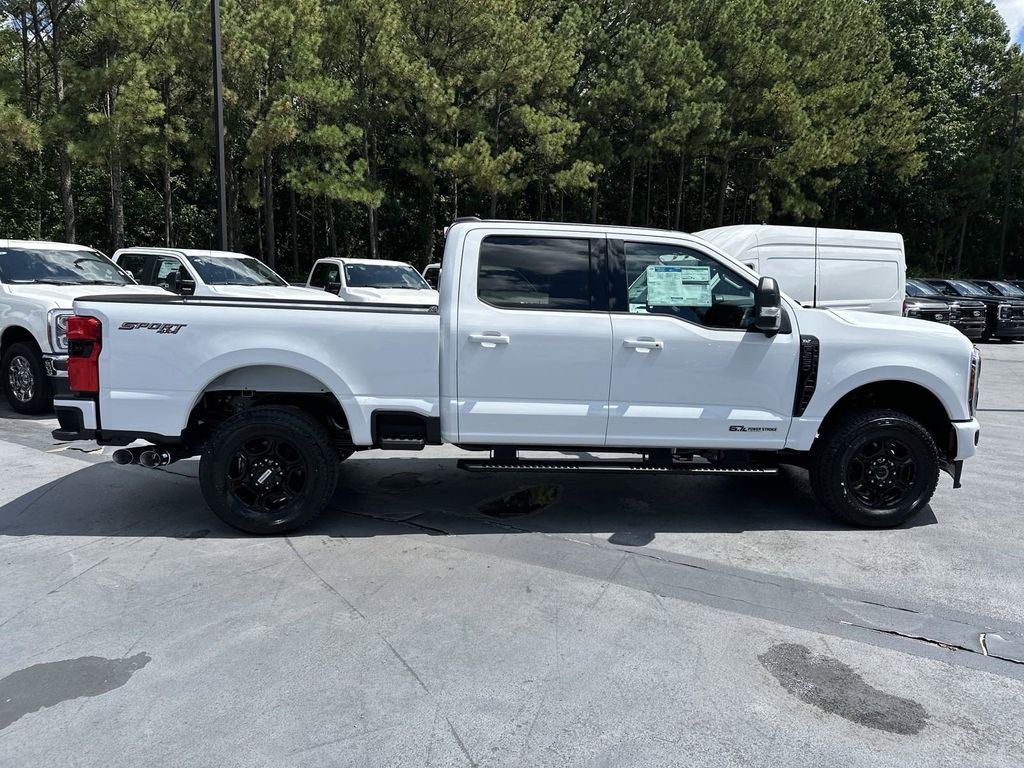 2024 Ford F-350SD XLT 8