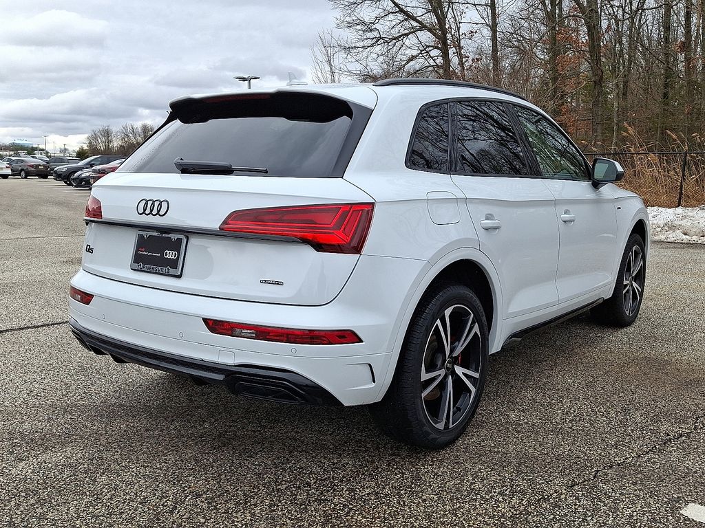 Thumbnail: 2025 Audi Q5 - 6