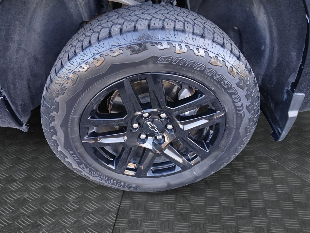 Used Car 2023 Chevrolet Silverado 1500  Lt Trail Boss For Sale Under $50,000 In Austin, Texas