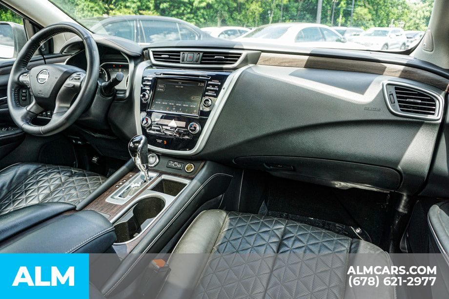 Used 2020 White Nissan Platinum image 25
