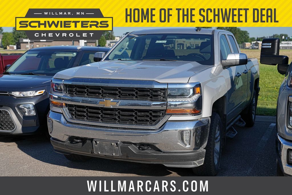 Silver Ice Metallic 2018 Chevrolet Silverado 1500 Pickup Truck Four-Wheel Drive 6-Speed Automatic Overdrive