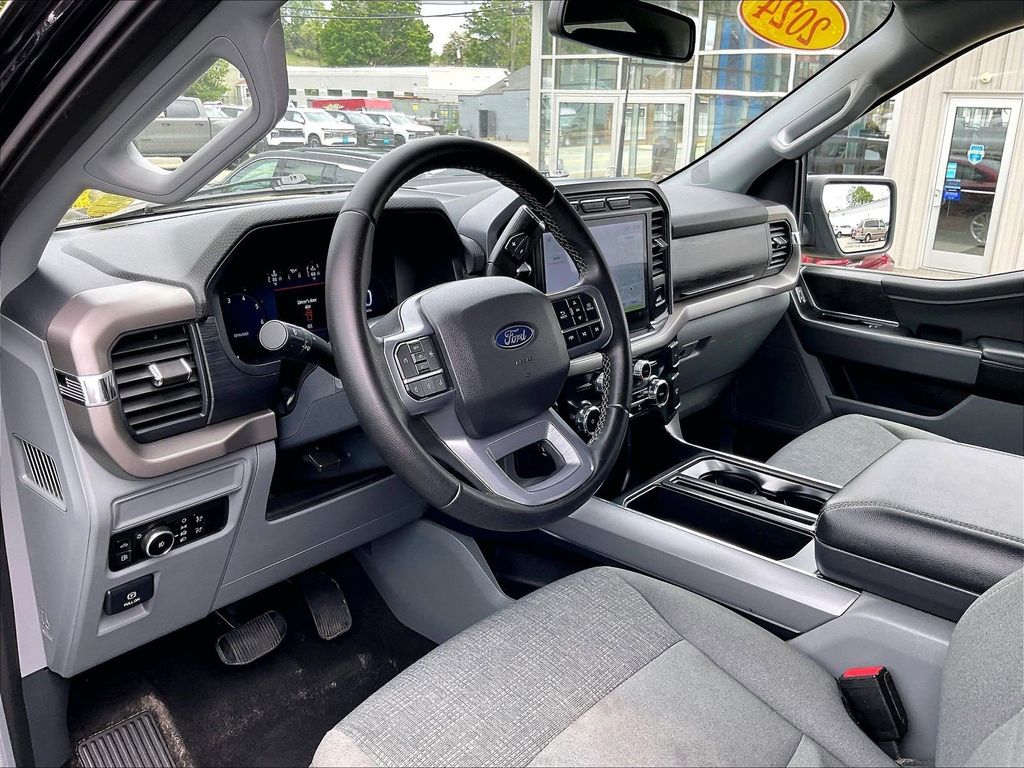 2024 Ford F-150 — photo 8