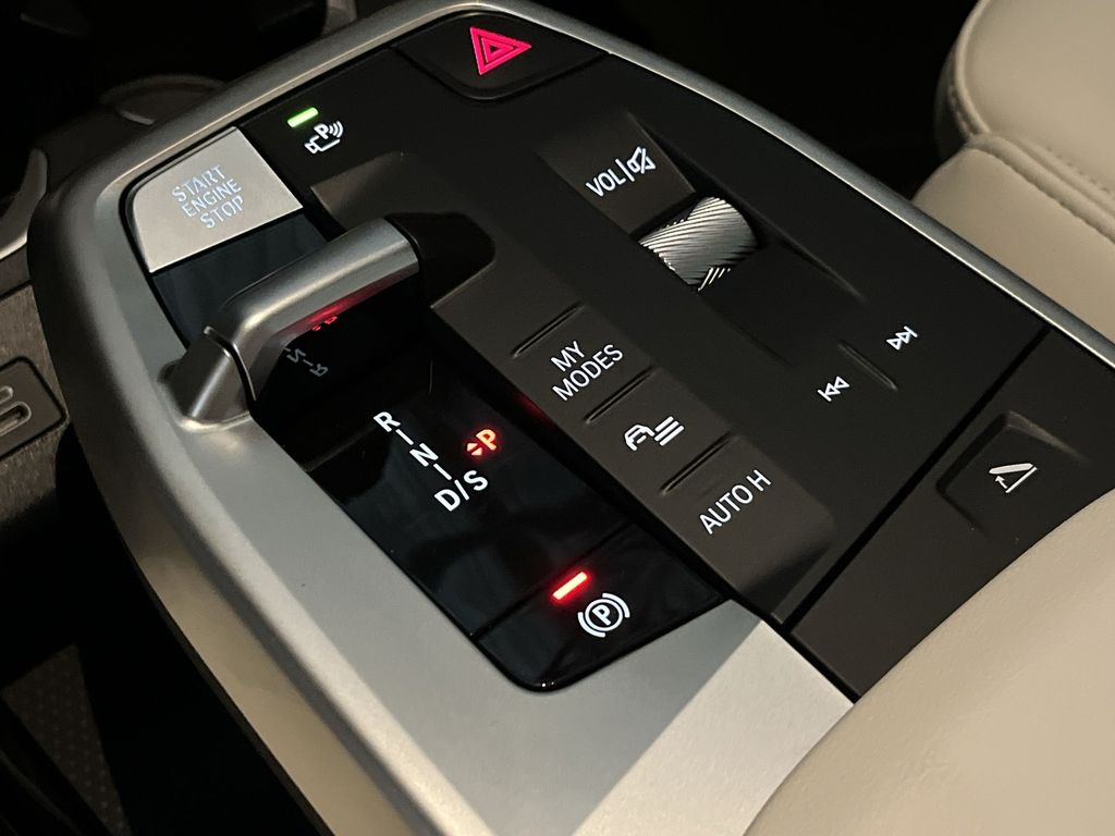 Thumbnail: 2026 BMW X1 - 20