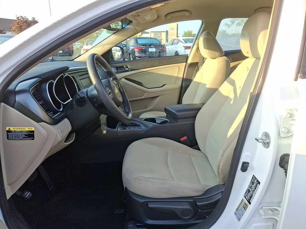 Thumbnail: 2015 Kia Optima - 13