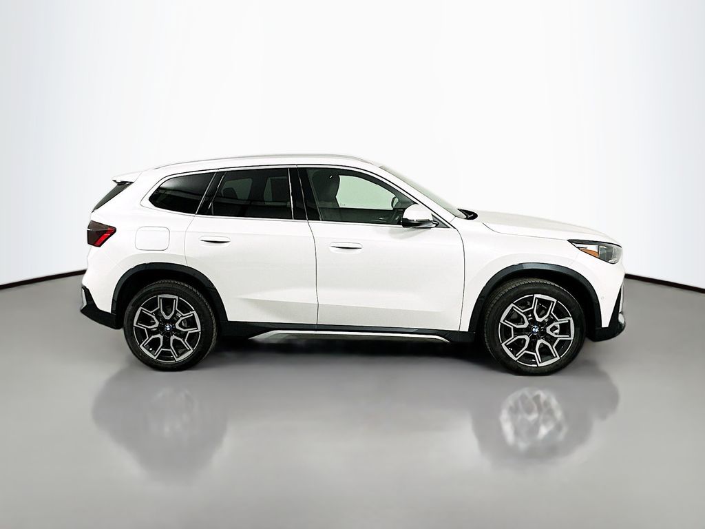 Thumbnail: 2025 BMW X1 - 4