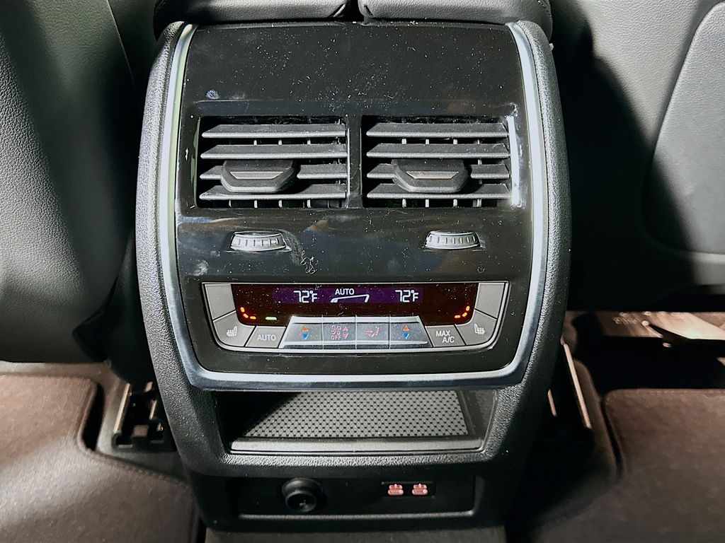 Thumbnail: 2026 BMW X5 - 18