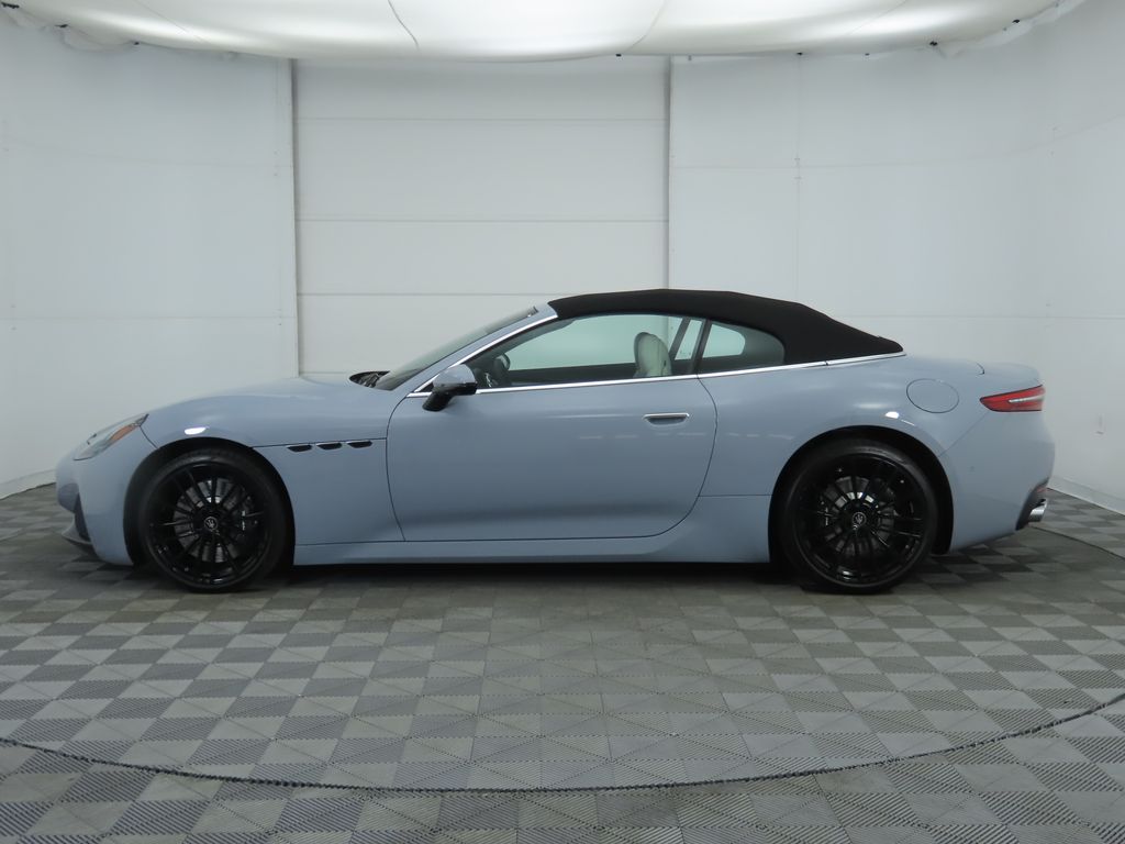 Thumbnail: 2025 Maserati GranCabrio - 16