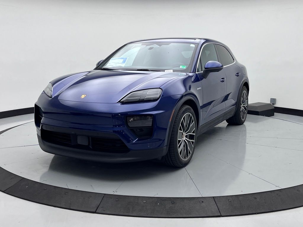 Thumbnail: 2025 Porsche Macan - 1