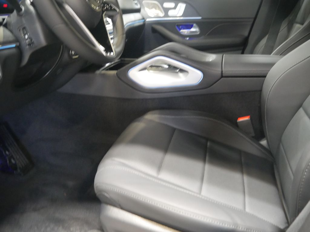 Thumbnail: 2026 Mercedes-Benz GLE - 17