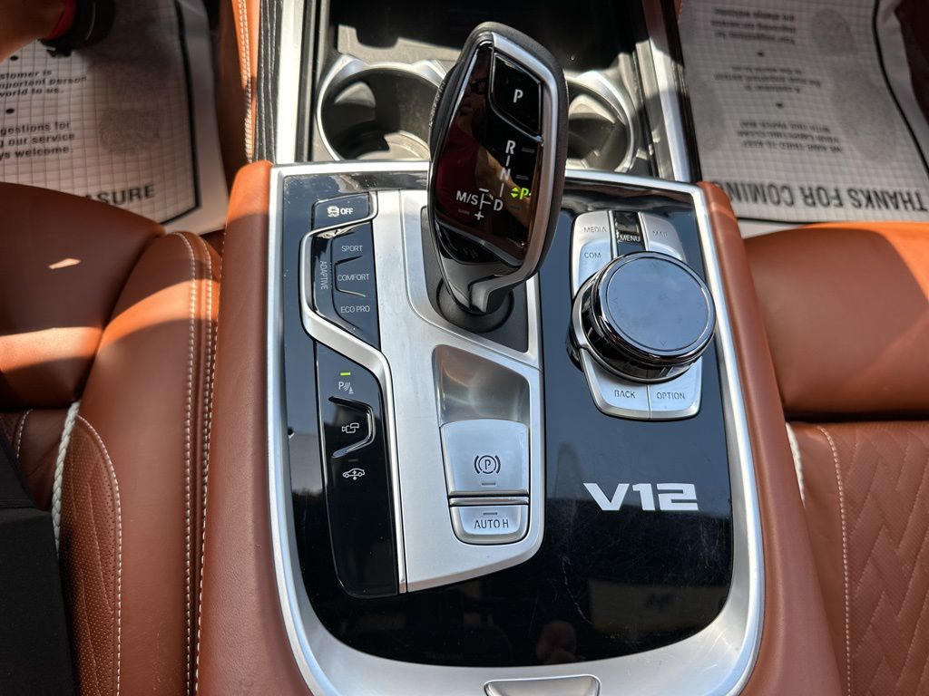 2022 Frozen Bluestone Metallic BMW 7 Series M760i AWD Sedan