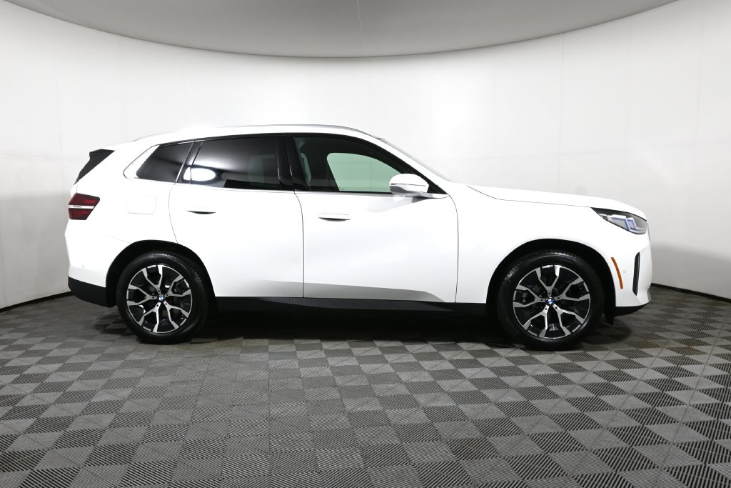 Thumbnail: 2026 BMW X3 - 8