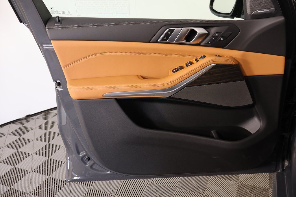 Thumbnail: 2026 BMW X5 - 7