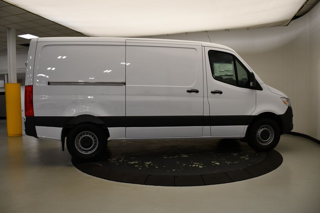 2025 Mercedes-Benz Sprinter 2500 4
