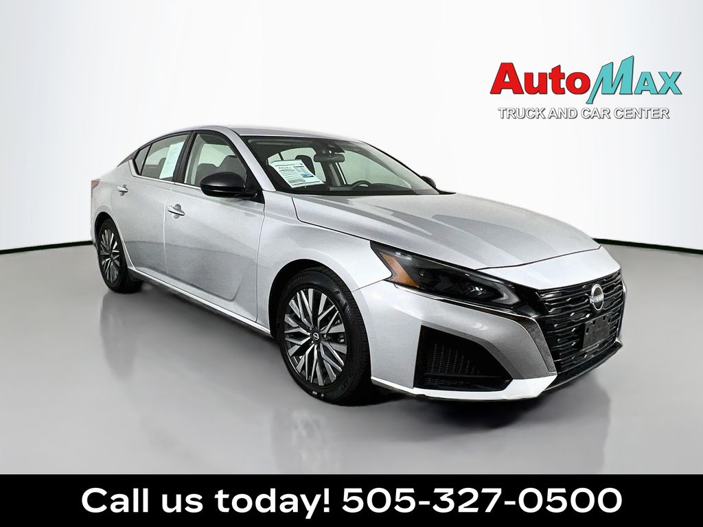  2024 Nissan Altima 2.5 SV FWD   