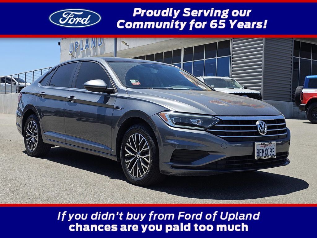 Platinum Gray Metallic 2019 Volkswagen Jetta Sedan Front-Wheel Drive 8-Speed Automatic