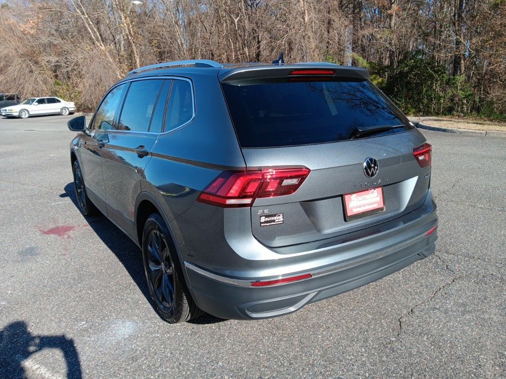 2024 Volkswagen Tiguan 2.0T SE 3