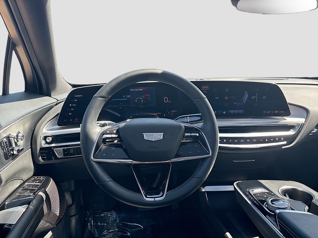 Used 2025 Black Cadillac Luxury image 23