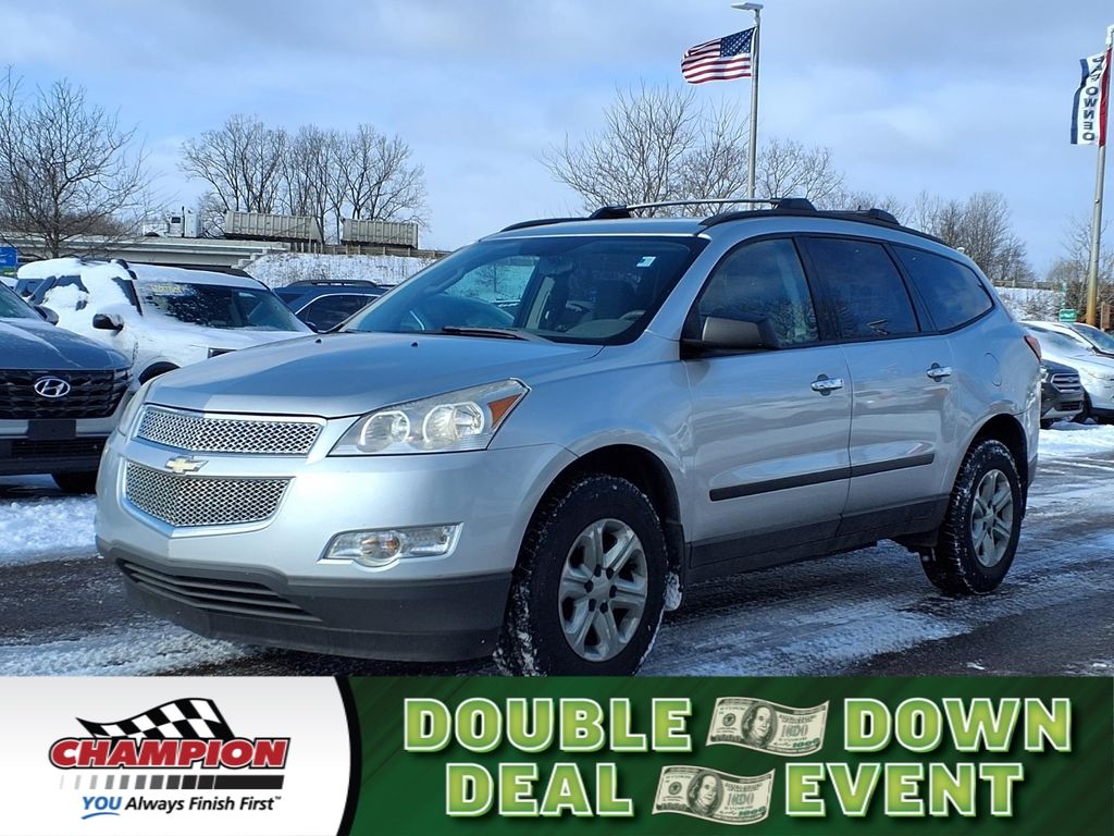 2012 Chevrolet Traverse LS FWD